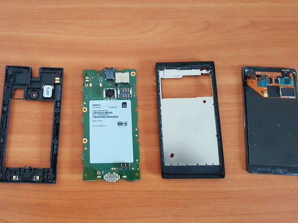 Nokia Lumia 505 Teardown, Ready: crwdns2935265:05crwdnd2935265:02crwdnd2935265:02crwdne2935265:0