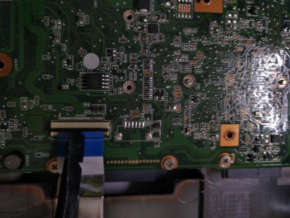 Asus K53S -X156V Thermal Paste Replacement, removing cable to usb module: crwdns2935265:015crwdnd2935265:02crwdnd2935265:03crwdne2935265:0