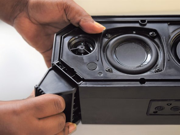 Altec Lansing Super Life Jacket Speaker Handle Replacement: 5 단계, 이미지 2개 중 2개