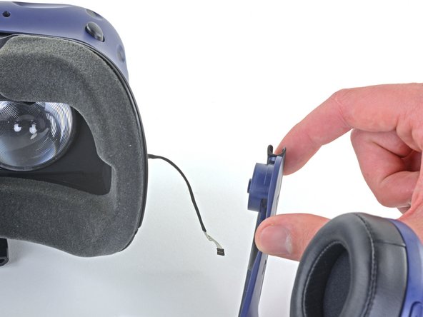 HTC Vive Pro ドーターボードの交換: 手順 12、 3の画像 3