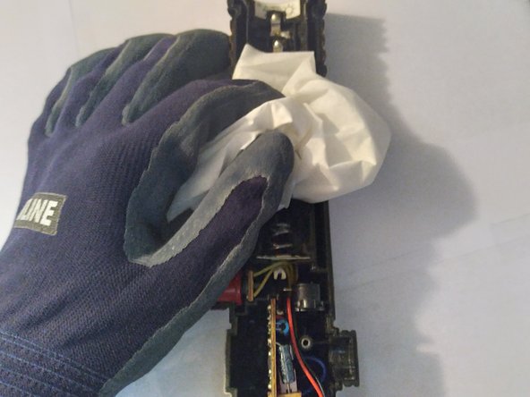 Toy Lightsaber Battery Replacement: crwdns2935265:03crwdnd2935265:03crwdnd2935265:03crwdne2935265:0