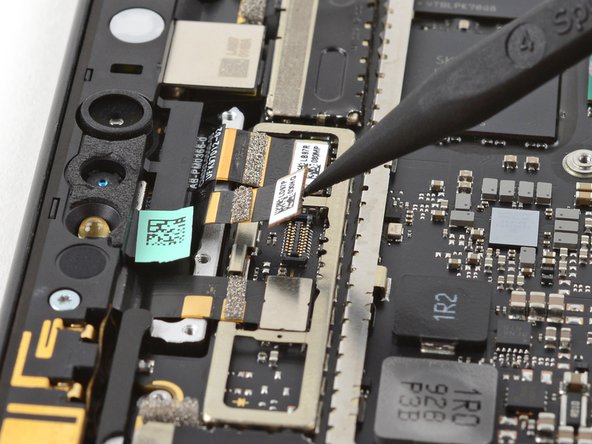 Microsoft Surface Pro X Windows Hello Face Camera Replacement, Disconnect the Windows Hello face camera: étape 42, image 2 de 2