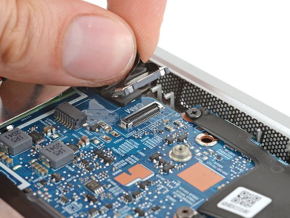 HP EliteBook 840 Aero G8 Display Panel Replacement, Disconnect the display cable: crwdns2935265:014crwdnd2935265:02crwdnd2935265:02crwdne2935265:0