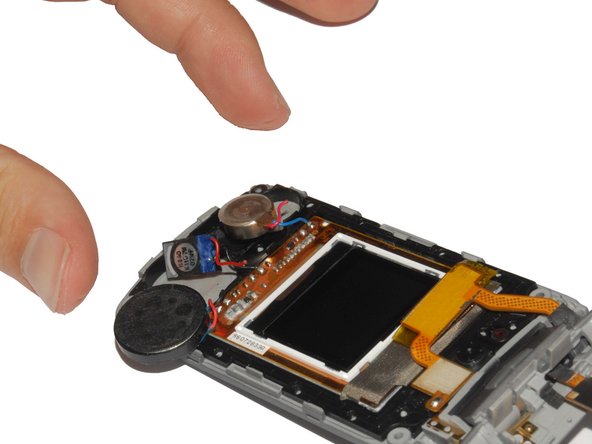 LG VX5500 Phone Casing Replacement: crwdns2935265:011crwdnd2935265:02crwdnd2935265:02crwdne2935265:0