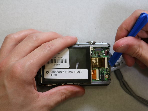 Panasonic Lumix DMC-FH20 LCD Screen Replacement: crwdns2935265:06crwdnd2935265:02crwdnd2935265:03crwdne2935265:0