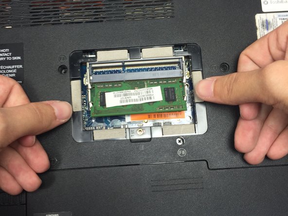 Toshiba Satellite A665-S5170 RAM Replacement: crwdns2935265:05crwdnd2935265:02crwdnd2935265:02crwdne2935265:0