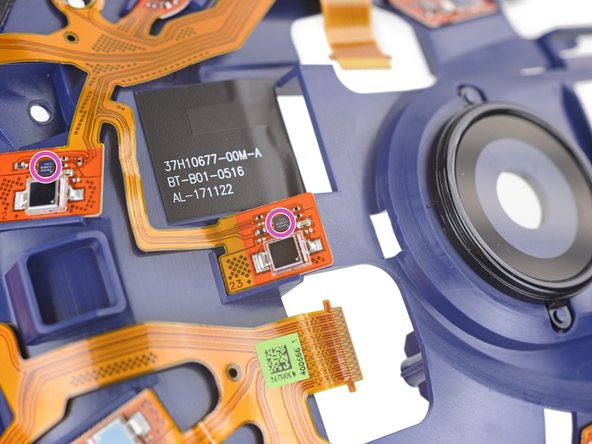 HTC Vive Pro Teardown: crwdns2935265:08crwdnd2935265:03crwdnd2935265:03crwdne2935265:0