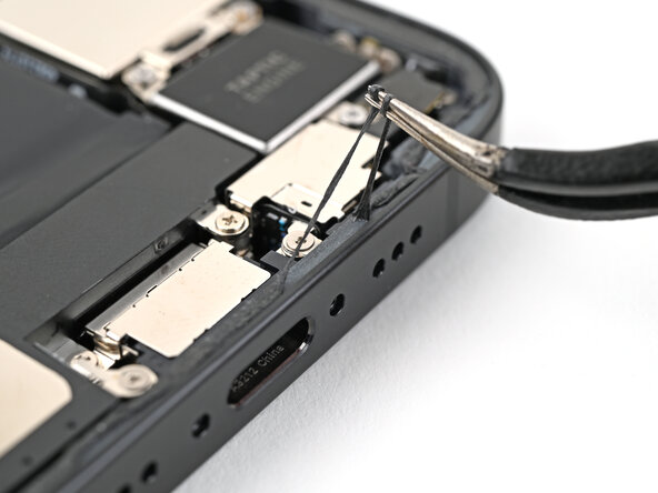 iPhone 16e Battery Replacement