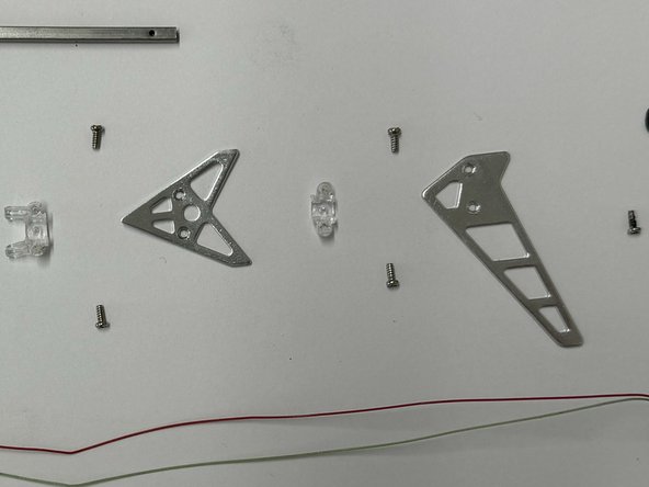 2.4ghz remote control helicopter Teardown, Rear Stabilisation Removal: crwdns2935265:011crwdnd2935265:03crwdnd2935265:03crwdne2935265:0
