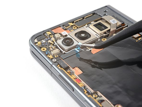 How to Apply a New Graphite Sheet in Your Google Pixel Fold