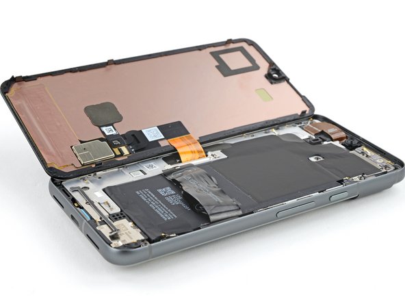 How to Apply New Screen Adhesive in Your Google Pixel 8