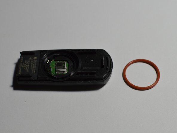 Toyota Yaris Key Teardown, Battery Removal: stap 0, afbeelding 3 van 3