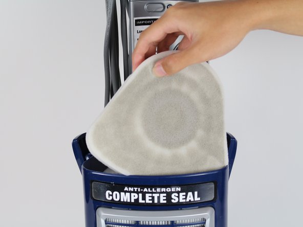 Shark Navigator Lift-Away Deluxe NV360 Power Button Replacement: crwdns2935265:04crwdnd2935265:03crwdnd2935265:03crwdne2935265:0