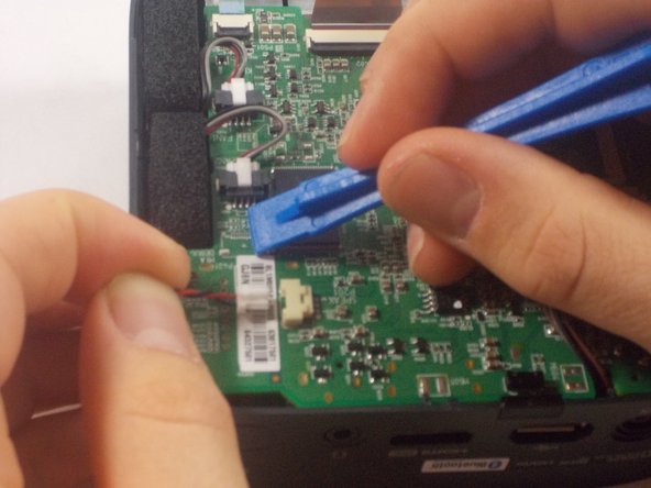 LG CineBeam Wi-Fi and Bluetooth Card Replacement, Motherboard: crwdns2935265:03crwdnd2935265:02crwdnd2935265:03crwdne2935265:0