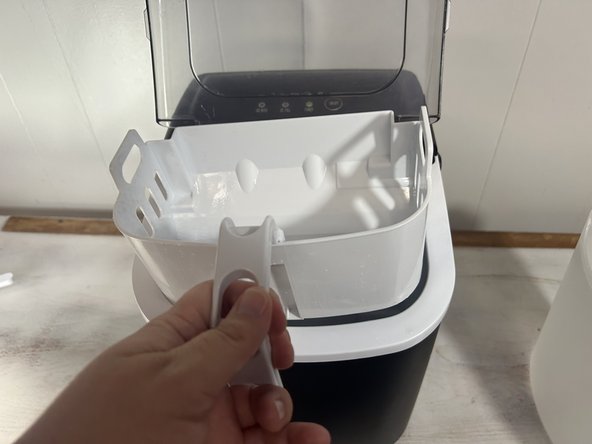 How to Descale a AGLUCKY HZB-12/H Countertop Ice Maker: crwdns2935265:05crwdnd2935265:02crwdnd2935265:03crwdne2935265:0