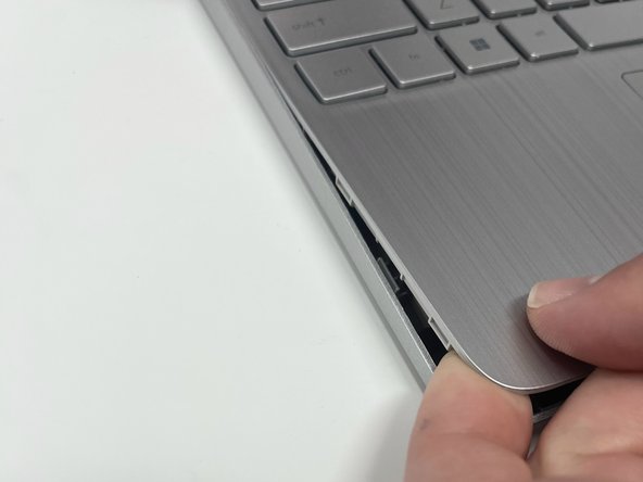 HP 15-dy2024nr SSD Replacement: crwdns2935265:03crwdnd2935265:02crwdnd2935265:03crwdne2935265:0