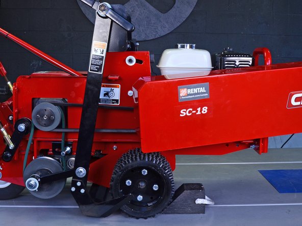 Classen Sod Cutter SC18AHDCA 2019 Engine Belt Replacement, Remove the guard panel: crwdns2935265:05crwdnd2935265:03crwdnd2935265:03crwdne2935265:0