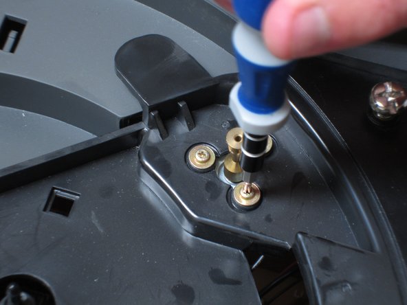 Teac DC-D2831 Motor Replacement: crwdns2935265:04crwdnd2935265:02crwdnd2935265:02crwdne2935265:0