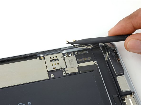 iPad mini 4 LTE Logic Board Replacement: crwdns2935265:041crwdnd2935265:02crwdnd2935265:02crwdne2935265:0