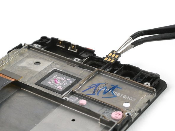Huawei P9 Plus Display with Frame Replacement: step 17, image 2 of 2