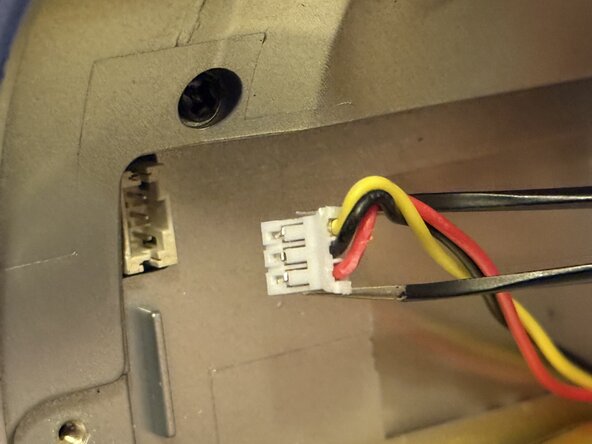 Fallout Series Pip-Boy Die-Cast Replica Micro SD Card Replacement, Removing The Battery: crwdns2935265:03crwdnd2935265:02crwdnd2935265:02crwdne2935265:0