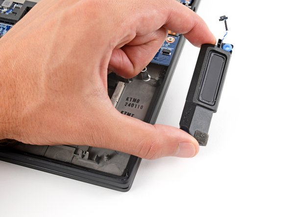 Lenovo ThinkPad P1 Gen 7 Left Speaker Replacement: crwdns2935265:013crwdnd2935265:03crwdnd2935265:03crwdne2935265:0