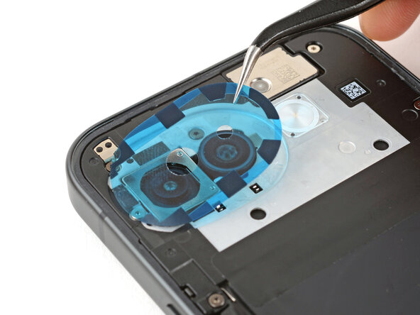 Google Pixel 10a Battery Replacement: step 35, image 2 of 3