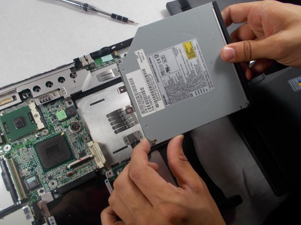 Gateway Solo 1450 Optical Drive Replacement: crwdns2935265:010crwdnd2935265:02crwdnd2935265:02crwdne2935265:0