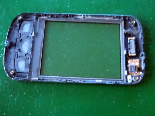 Disassembling ZTE Racer II Phone