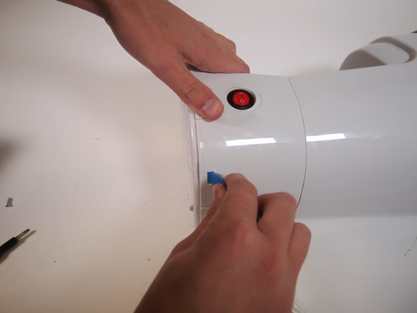 Mainstays White 12 Cup Drip Coffee Maker 28035441 Disassembly: crwdns2935265:03crwdnd2935265:02crwdnd2935265:02crwdne2935265:0