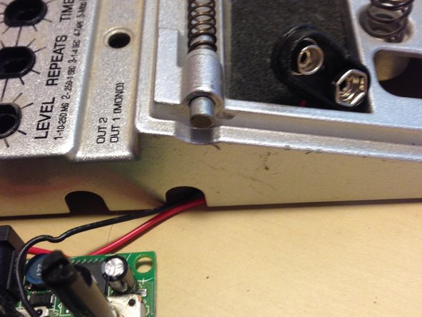 DigiTech Digidelay Disassembly, Motherboard: 5 단계, 이미지 2개 중 2개