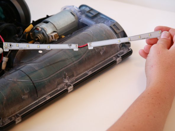 Shark Rotator Powered Lift-Away Speed Headlight Replacement: crwdns2935265:012crwdnd2935265:03crwdnd2935265:03crwdne2935265:0