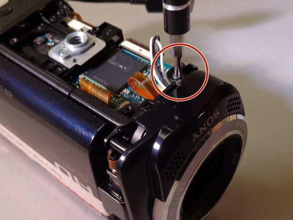 Sony Handycam CX260V Internal Speaker Replacement: crwdns2935265:09crwdnd2935265:02crwdnd2935265:02crwdne2935265:0