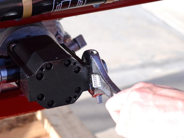 Toro Log Splitters 22618HD 2019 Pump Replacement, Remove the fitting: step 11, image 3 of 3