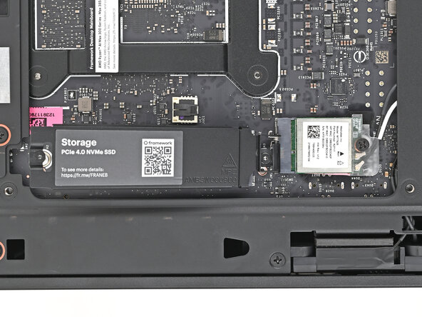 Framework Desktop Secondary Storage Replacement, Remove the secondary storage heat spreader screw: crwdns2935265:011crwdnd2935265:03crwdnd2935265:03crwdne2935265:0