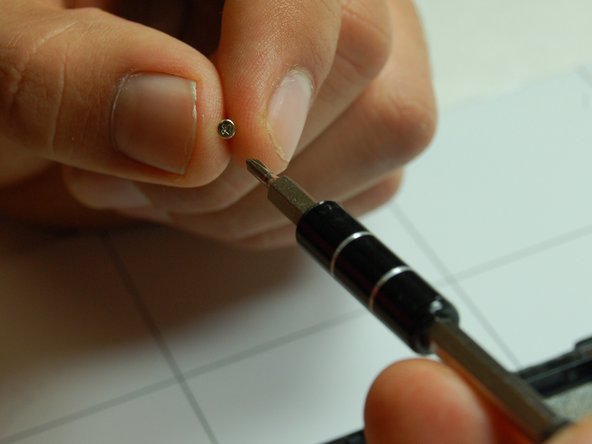 LG 305C  Touch Screen Assembly Replacement: crwdns2935265:05crwdnd2935265:02crwdnd2935265:03crwdne2935265:0