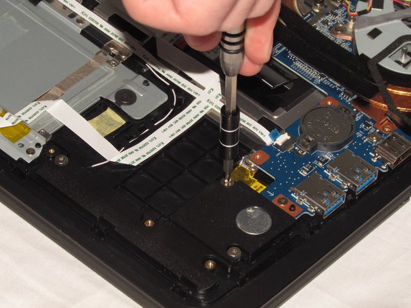 Sony Vaio Fit SVF15N26CXB Speaker Replacement, Speaker: crwdns2935265:05crwdnd2935265:03crwdnd2935265:03crwdne2935265:0