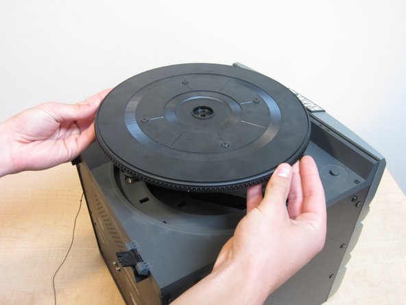 Disassembling the Teac DC-D2831: crwdns2935265:03crwdnd2935265:02crwdnd2935265:02crwdne2935265:0