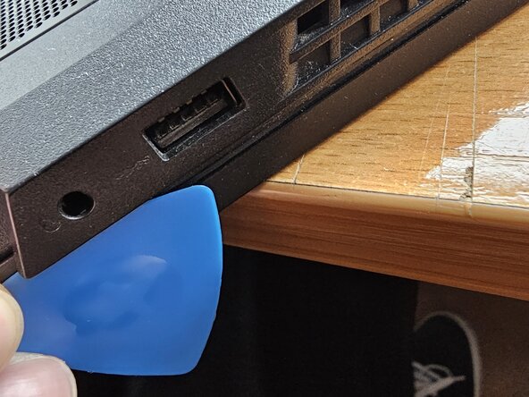 Lenovo Legion Y530-15ICH Upper Case with Keyboard Replacement, Remove the base cover: crwdns2935265:01crwdnd2935265:03crwdnd2935265:03crwdne2935265:0