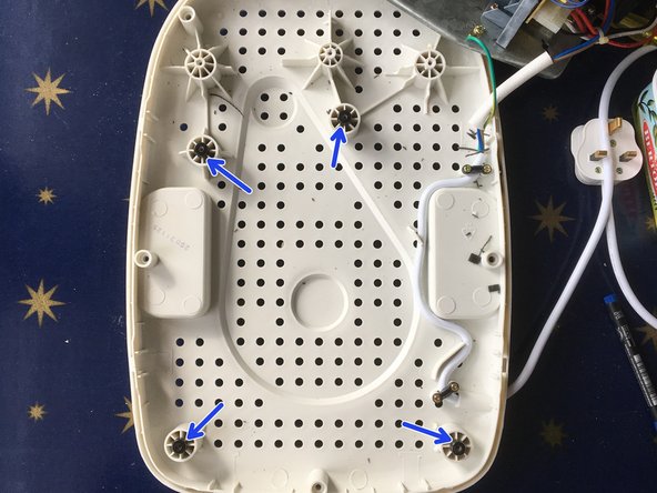 Morphy Richards Fastbake breadmaker 48280 belt replacement: step 4, image 2 of 2