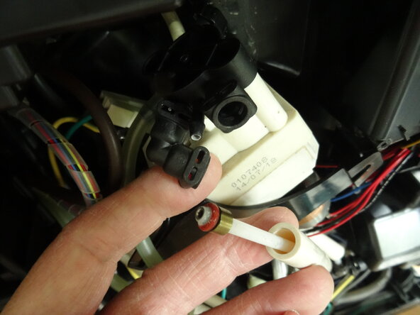 Jura Z6 (2018) Keramikventil austauschen: crwdns2935265:08crwdnd2935265:03crwdnd2935265:03crwdne2935265:0