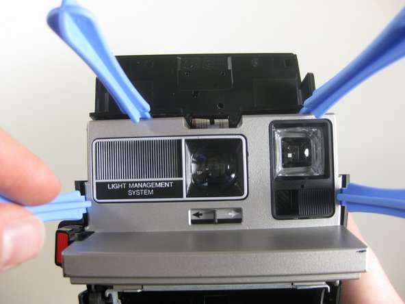 Polaroid Sun 600 LMS Lens Replacement: crwdns2935265:04crwdnd2935265:02crwdnd2935265:02crwdne2935265:0