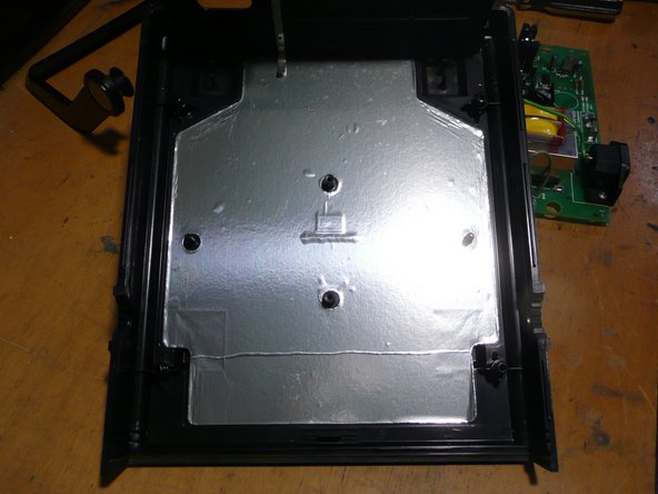 BK Precision 3011B Teardown: Schritt 3, Bild 2 von 2