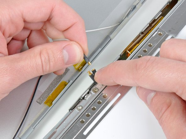 PowerBook G4 Aluminum 15" 1.67 GHz Display Inverter Replacement: crwdns2935265:011crwdnd2935265:02crwdnd2935265:02crwdne2935265:0