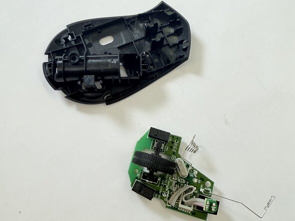 Logitech M275 Scroll Wheel Replacement: crwdns2935265:04crwdnd2935265:02crwdnd2935265:02crwdne2935265:0