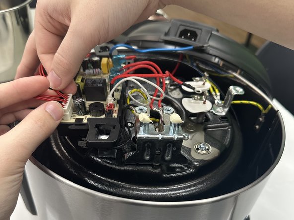 Instant Pot 60 EPC Circuit Board Replacement: crwdns2935265:06crwdnd2935265:02crwdnd2935265:02crwdne2935265:0