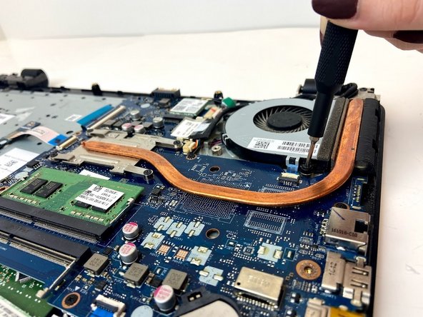 HP 15-ay114cy Fan Replacement, Remove the Fan Screws: crwdns2935265:07crwdnd2935265:02crwdnd2935265:02crwdne2935265:0