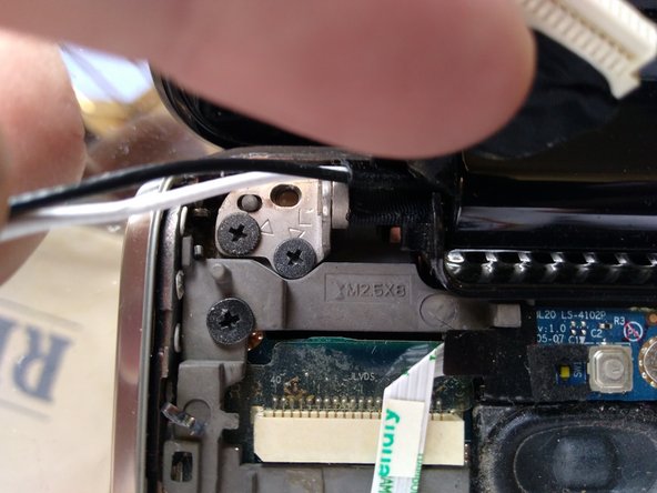 Desmontaje de laptop HP Pavilion dv4-2040us: crwdns2935265:013crwdnd2935265:02crwdnd2935265:03crwdne2935265:0