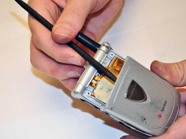 Samsung SCH-8500 Front Cover Replacement: crwdns2935265:03crwdnd2935265:02crwdnd2935265:02crwdne2935265:0