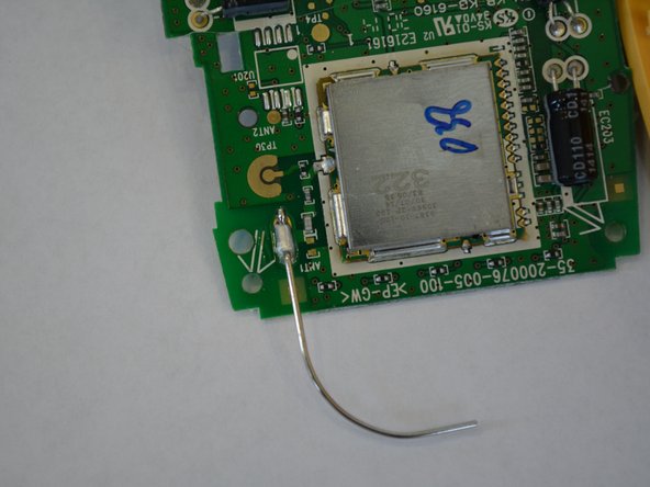 VTech Safe and Sound DM111-2 Antenna Replacement: crwdns2935265:05crwdnd2935265:02crwdnd2935265:03crwdne2935265:0